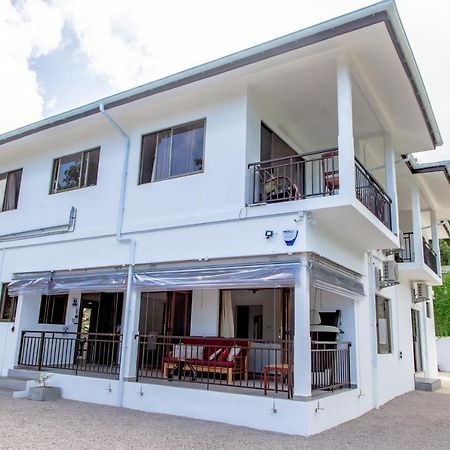 Riverside Mount Simpson Upper Beau Vallon  Exterior photo